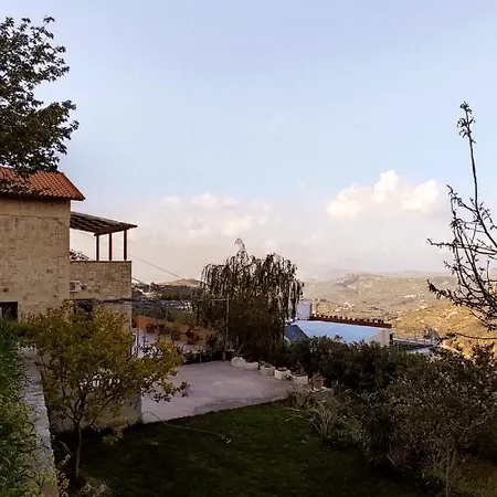 Feriehus Vasiliki's Amazing View *